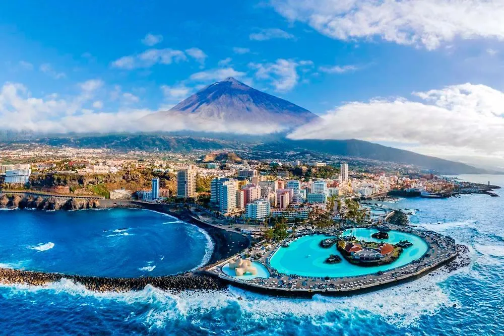 Palmeras Playa Studio: Pools, Beach, Sun & Shore Puerto de la Cruz  Puerto de la Cruz (Tenerife)